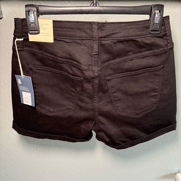 Universal Thread Women's Dark Jean Shorts - Picture 8 of 8